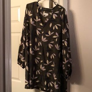 Long sleeve pattern dress